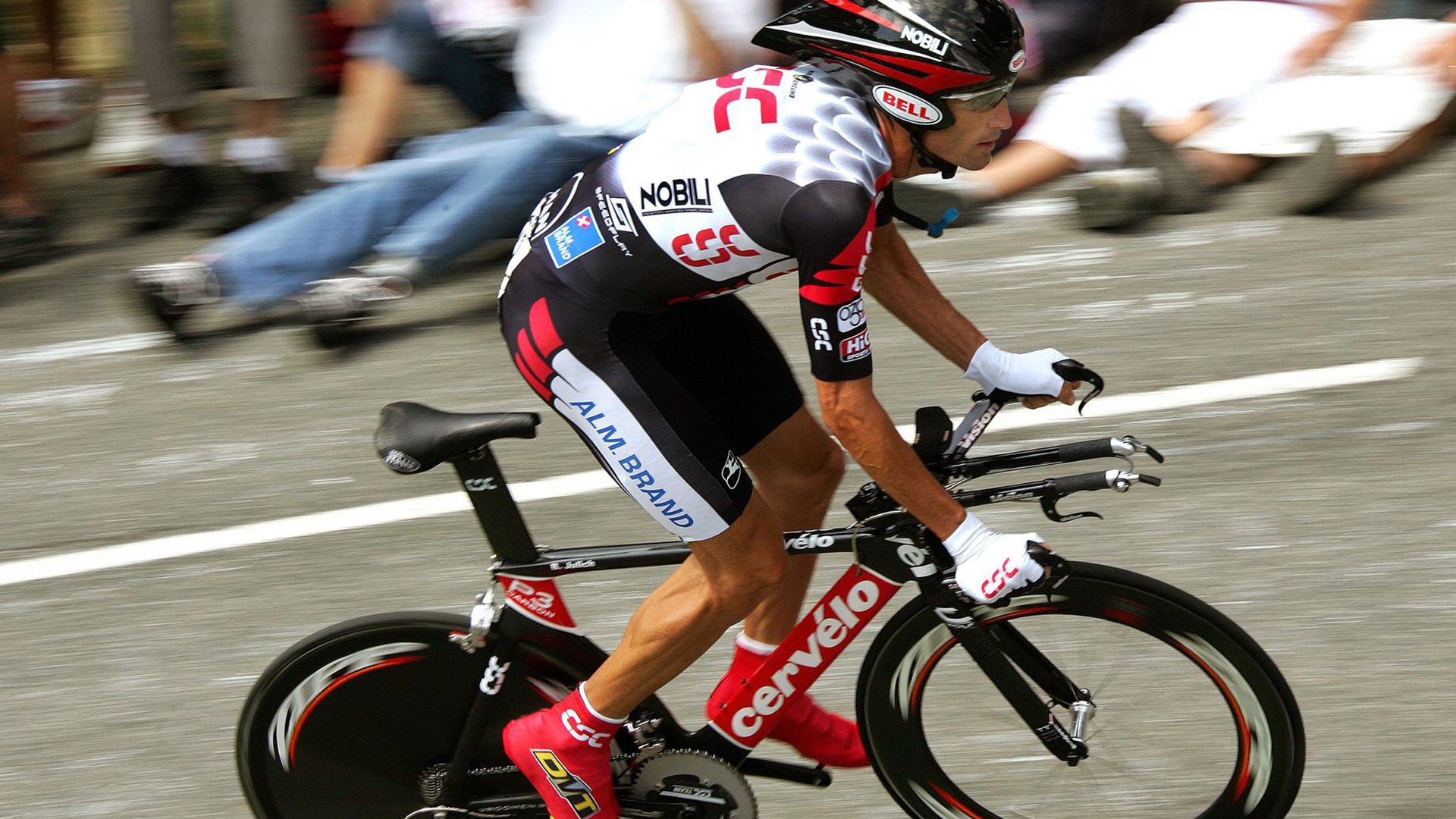 菲尔米诺与马内的配合助利物浦走向胜利