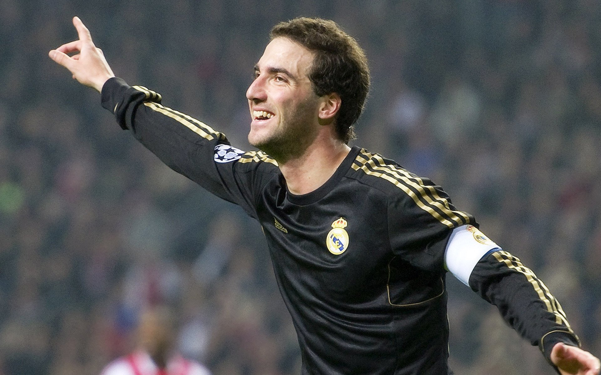 J9九游会-西甲超级射手：连续破门，迈向荣耀巅峰，西甲射手2021